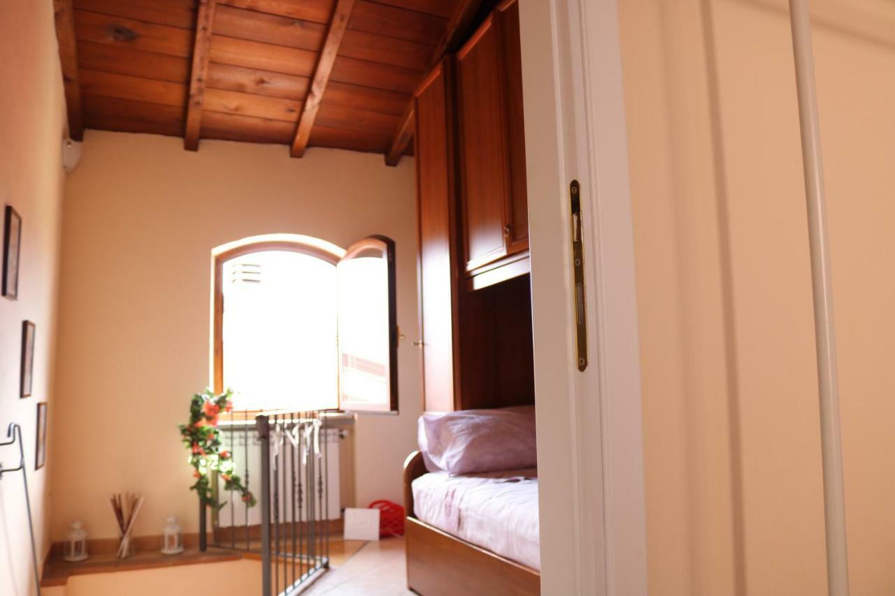 Casa Vacanze Elena Rometta Exterior photo