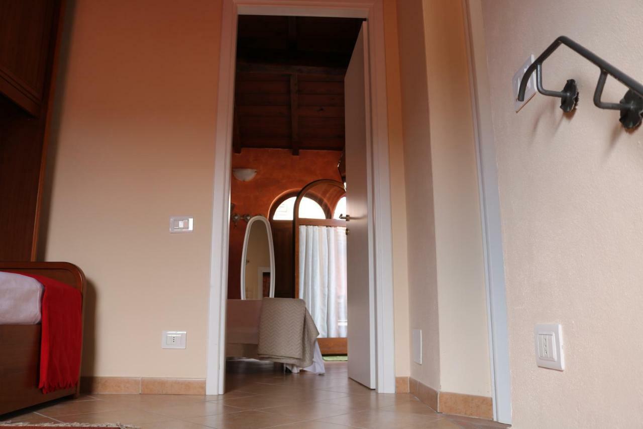 Casa Vacanze Elena Rometta Exterior photo